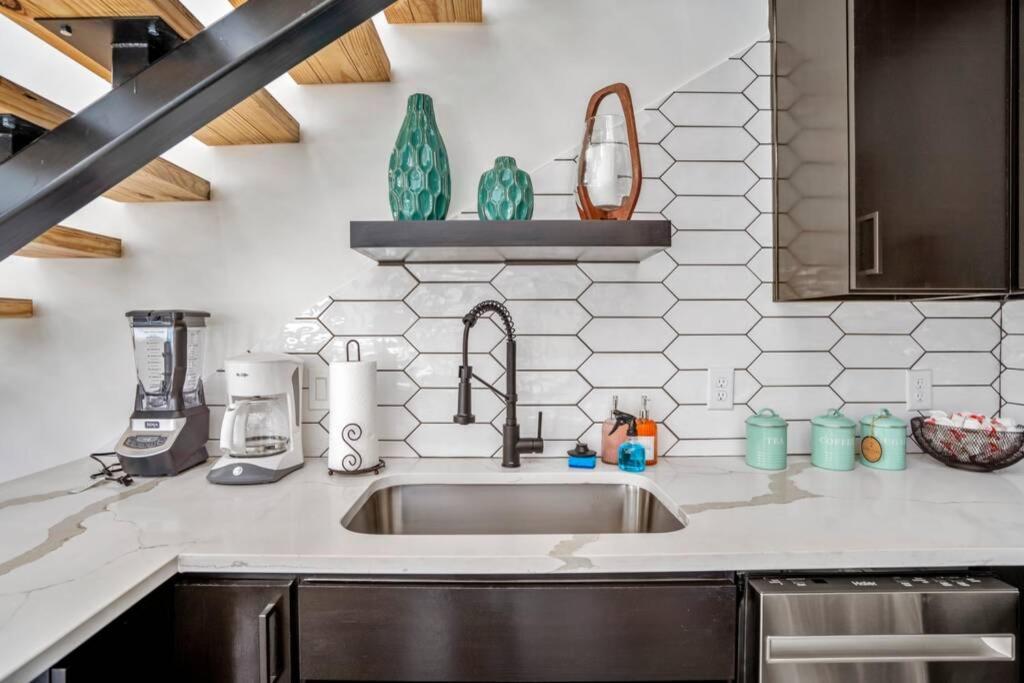 Quantum Tiny Loft At East End Revitalized Houston Exterior foto